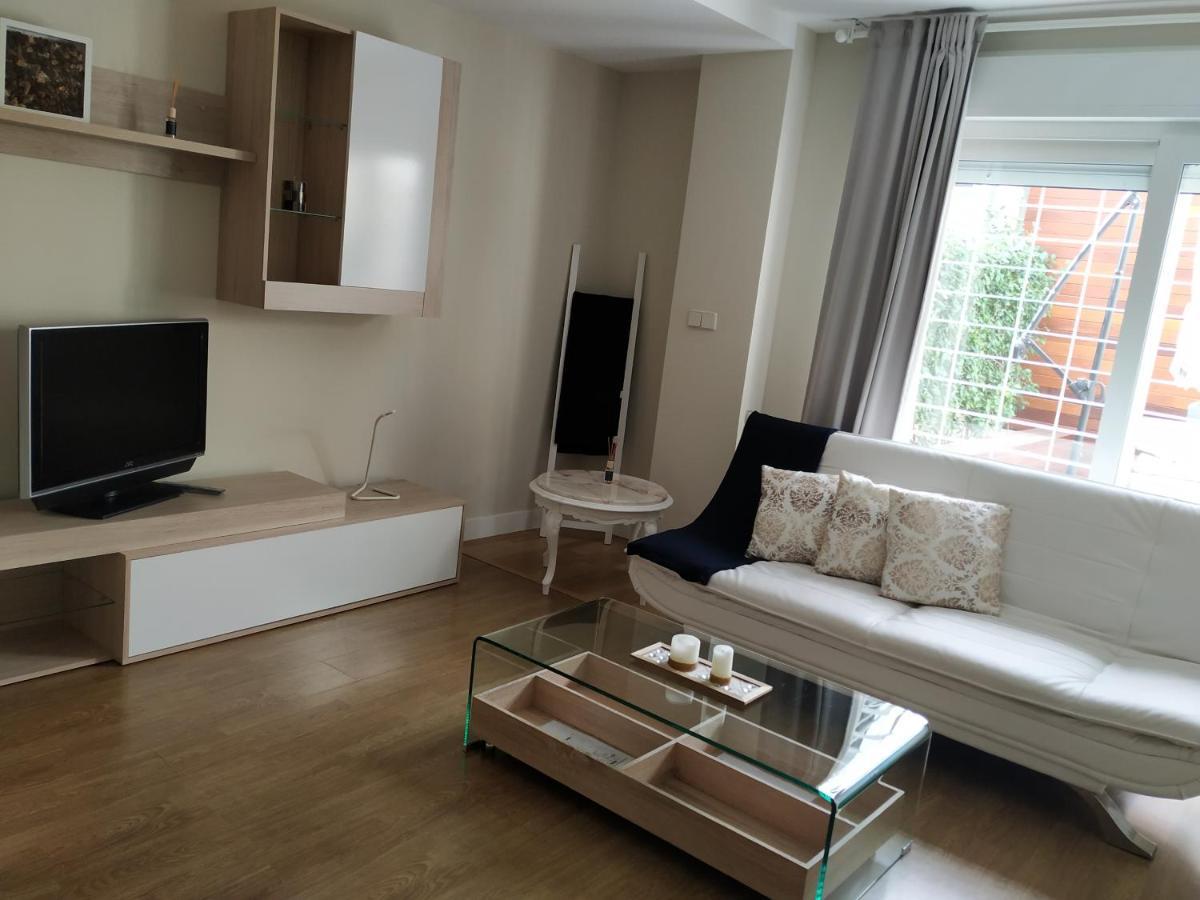 Апартаменты Apartamento Doctor Guiu Мадрид Экстерьер фото